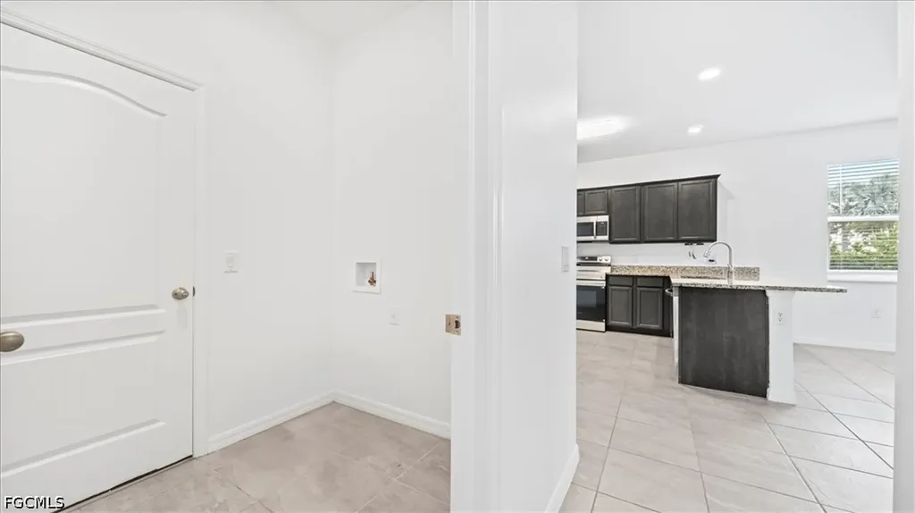 2928 NW 27th Street Cape Coral FL 33993