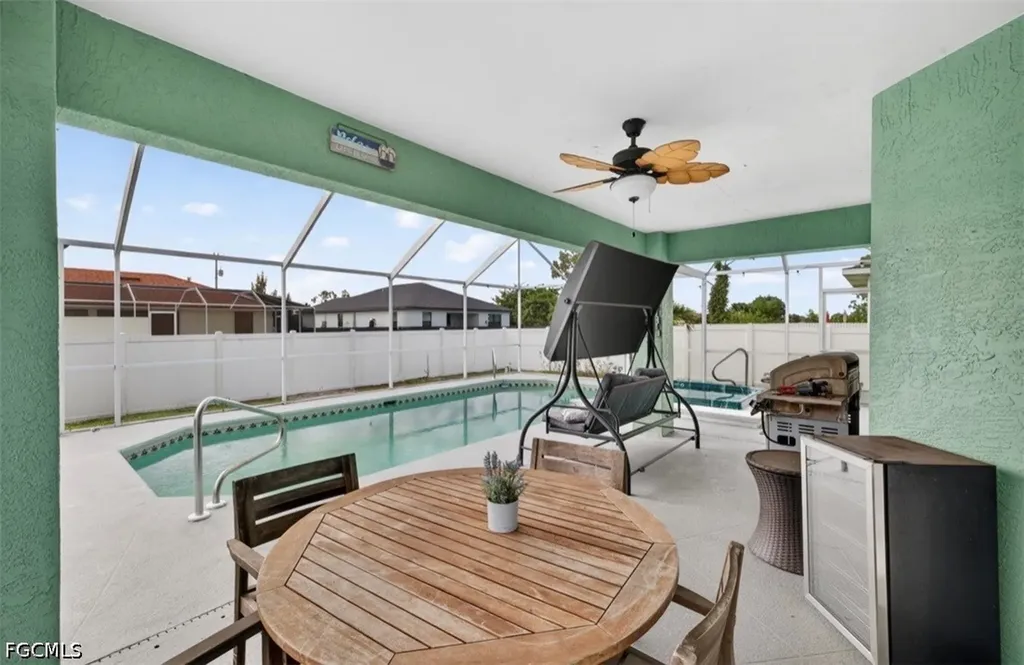 2311 El Dorado Boulevard N Cape Coral FL 33993