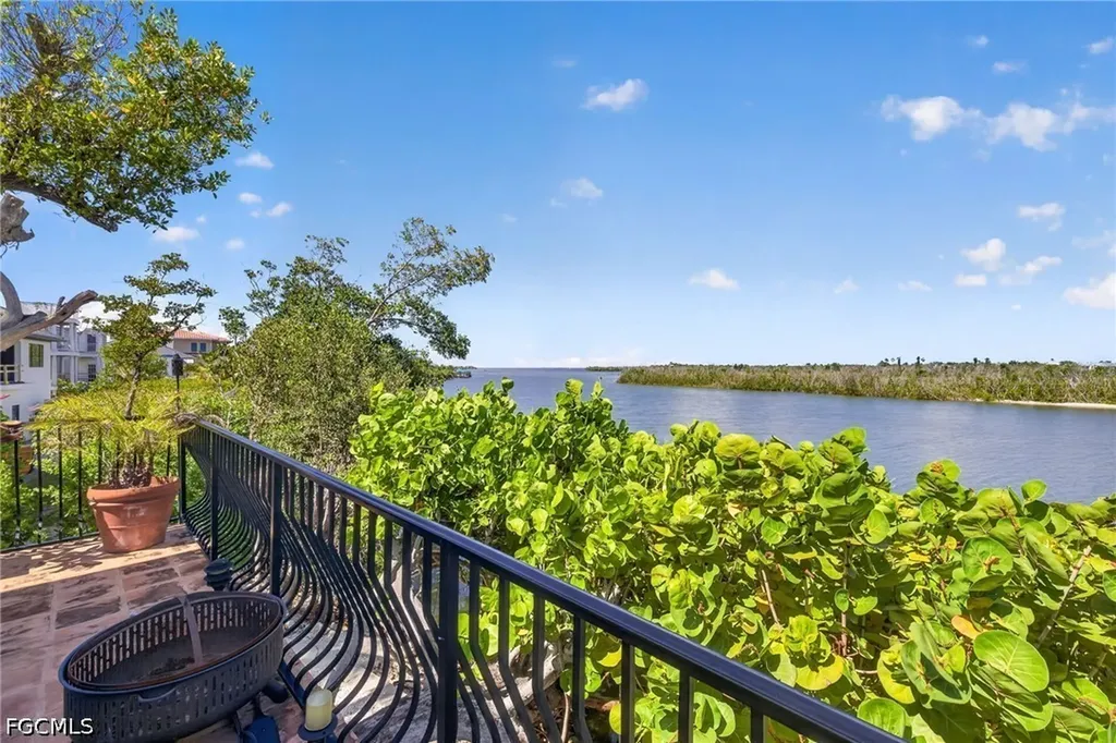 17201 Captiva Drive Captiva FL 33924