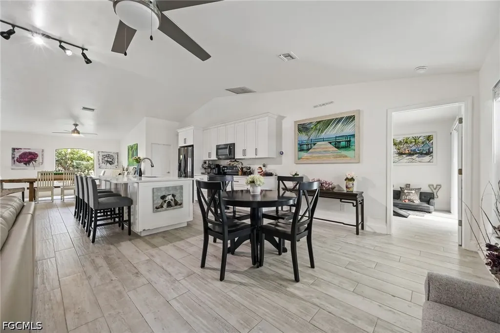 2017 SE 17th Place Cape Coral FL 33990