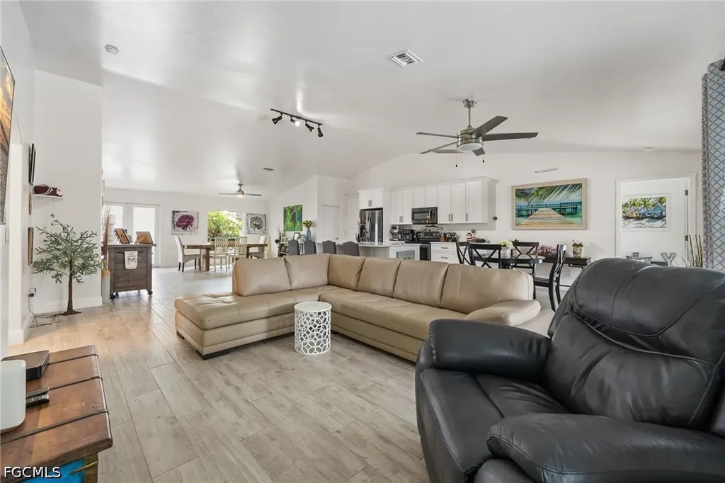 2017 SE 17th Place Cape Coral FL 33990