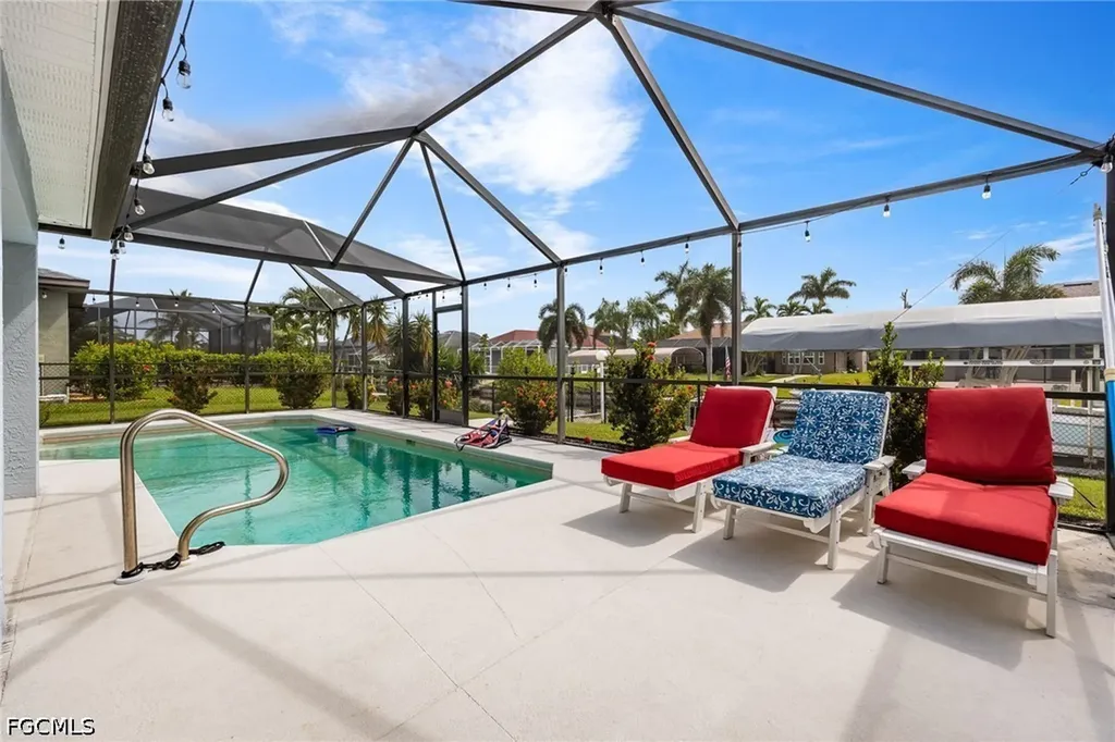 2017 SE 17th Place Cape Coral FL 33990