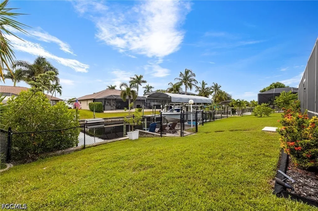 2017 SE 17th Place Cape Coral FL 33990