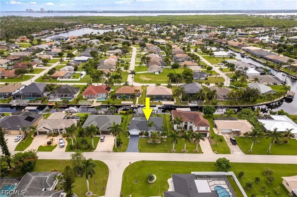2017 SE 17th Place Cape Coral FL 33990