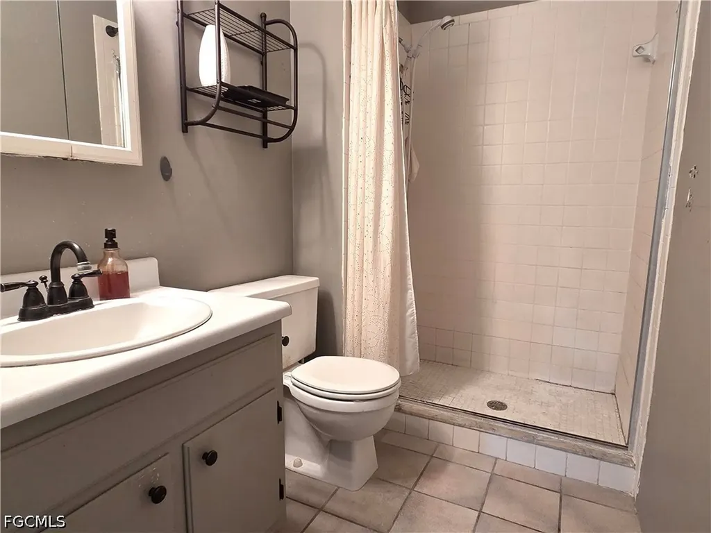 6184 Michelle Way Fort Myers FL 33919