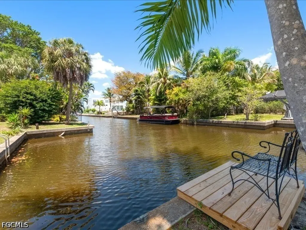 1229 Carlene Avenue S Fort Myers FL 33901