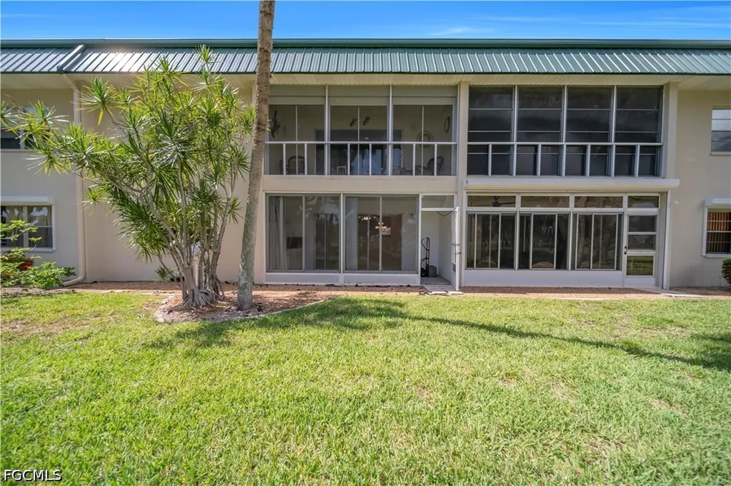 1715 Golf Club Drive North Fort Myers FL 33903