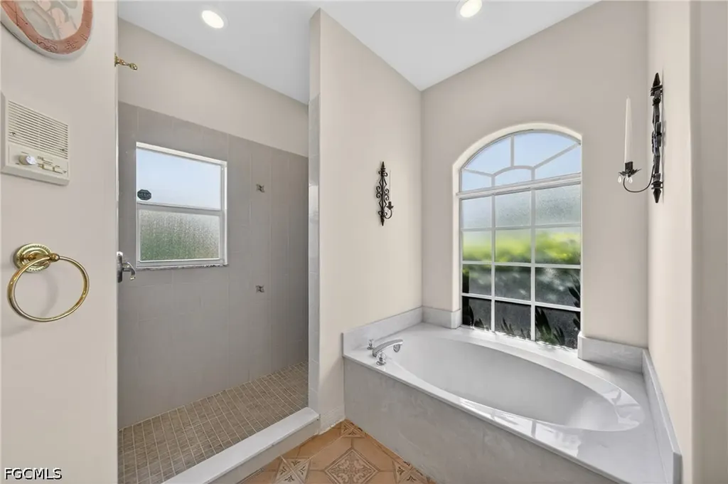 3815 NW 5th Terrace Cape Coral FL 33993