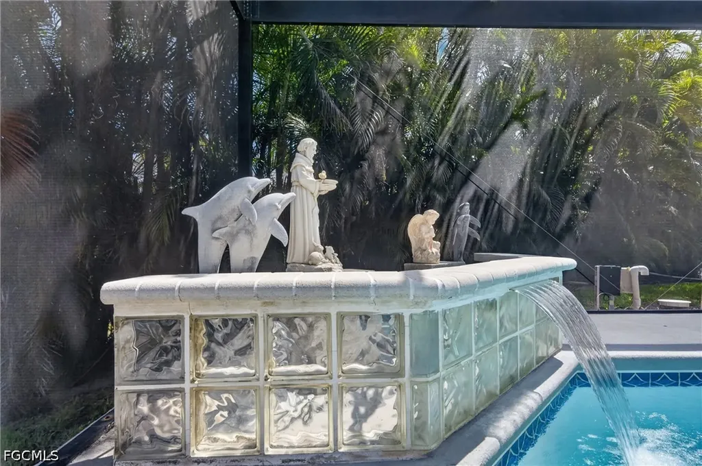 3815 NW 5th Terrace Cape Coral FL 33993