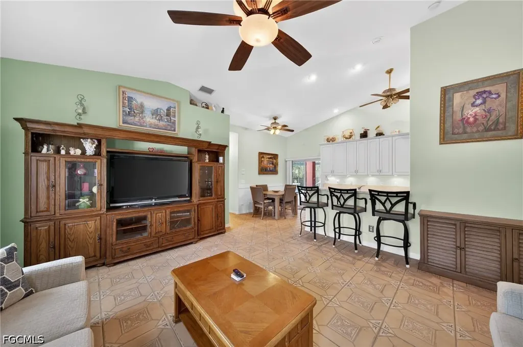 3815 NW 5th Terrace Cape Coral FL 33993
