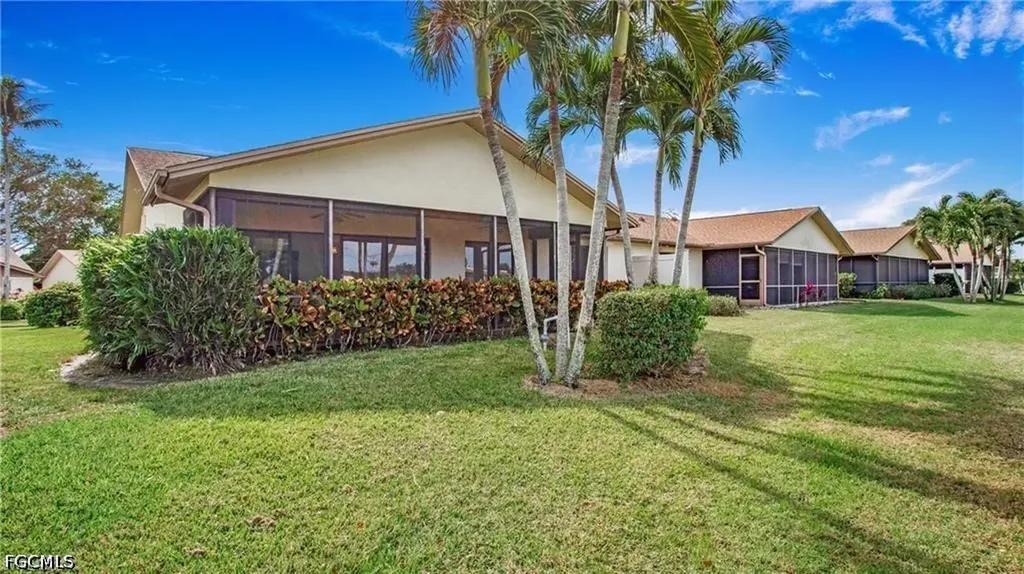 319 Reynolds Court Naples FL 34112