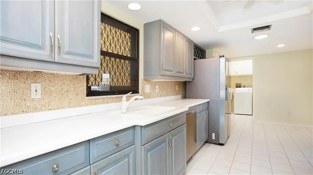 319 Reynolds Court Naples FL 34112