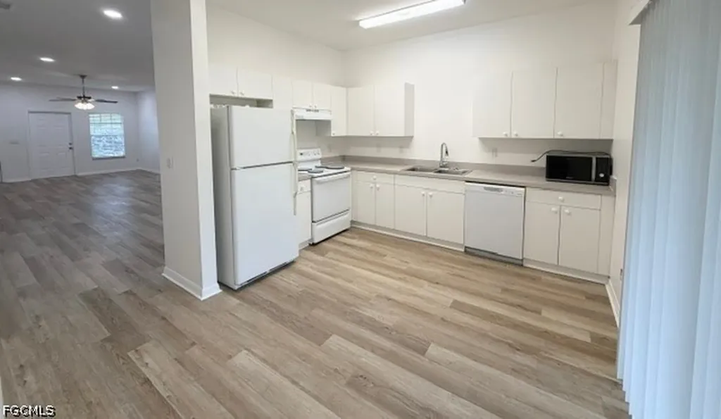 4344 SW 7th Place Cape Coral FL 33914