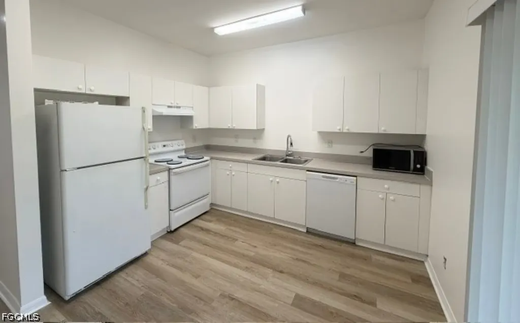 4344 SW 7th Place Cape Coral FL 33914