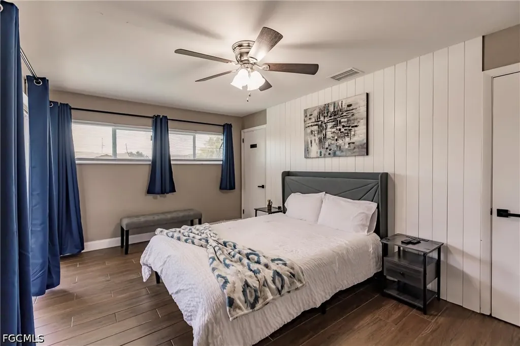 1305 SE 32nd Street Cape Coral FL 33904