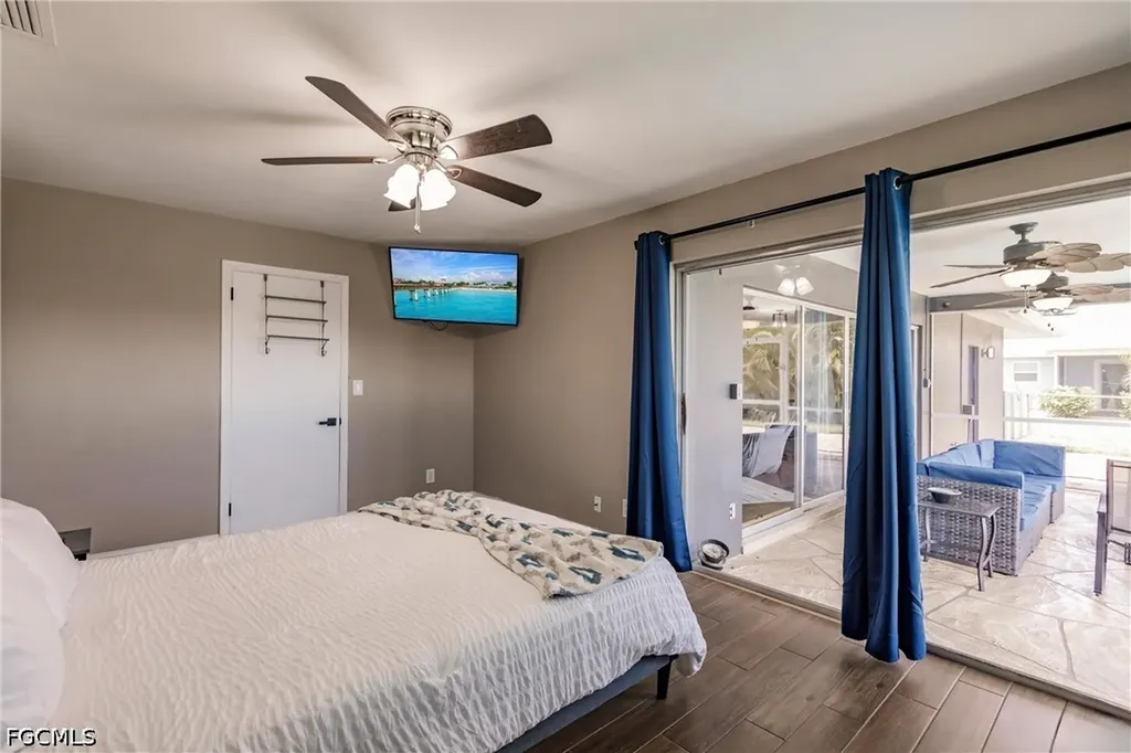 1305 SE 32nd Street Cape Coral FL 33904