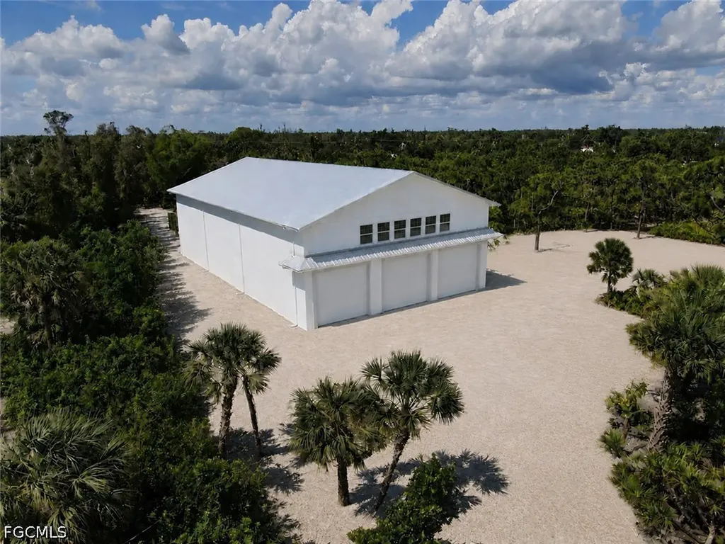 6690 Pineland Road Bokeelia FL 33922