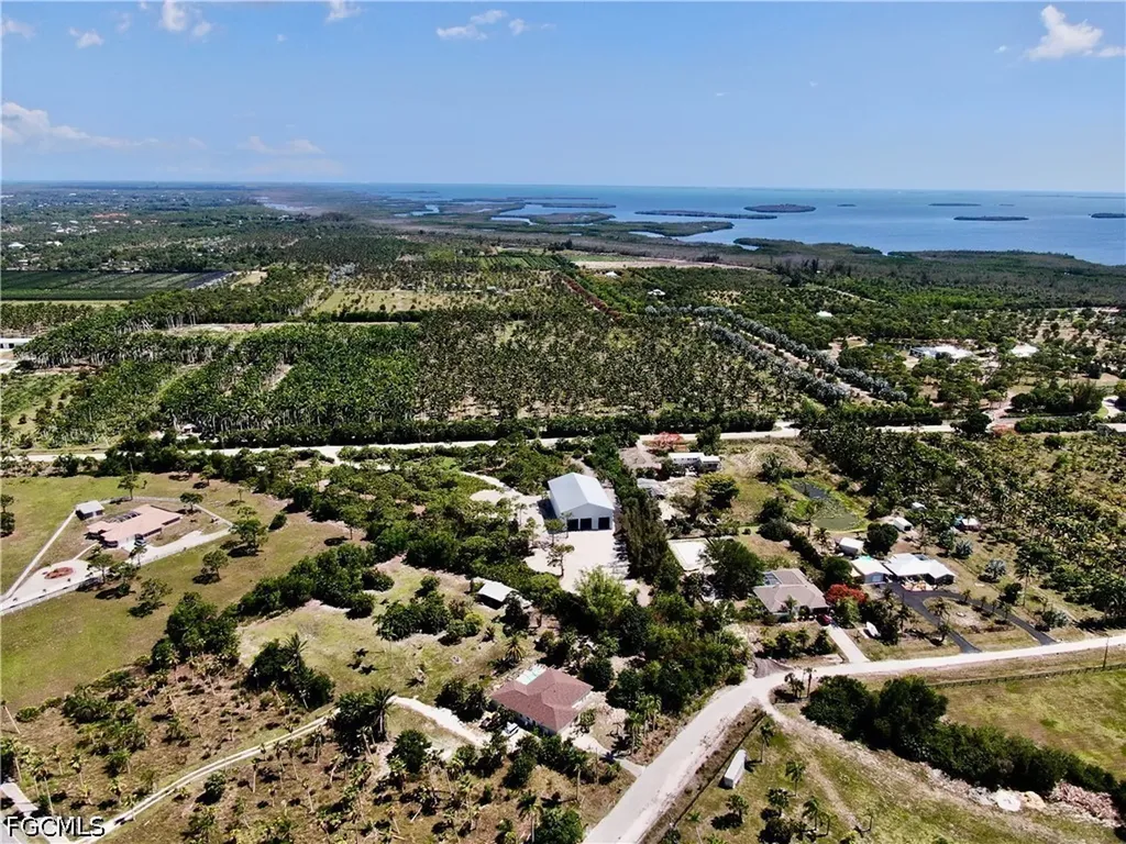 6690 Pineland Road Bokeelia FL 33922