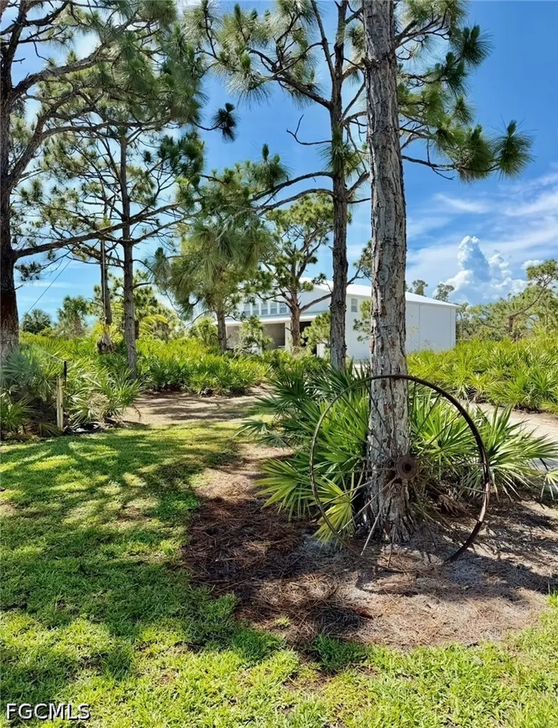 6690 Pineland Road Bokeelia FL 33922