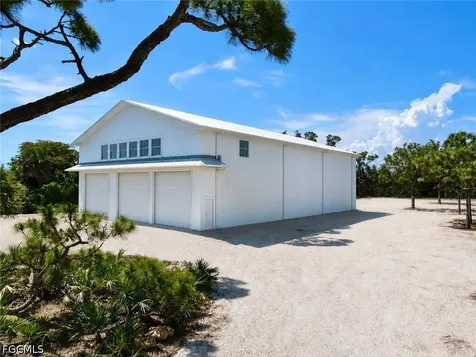 6690 Pineland Road Bokeelia FL 33922