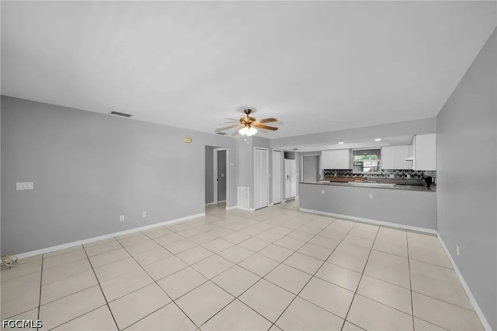 1407 SE 24th Avenue Cape Coral FL 33990