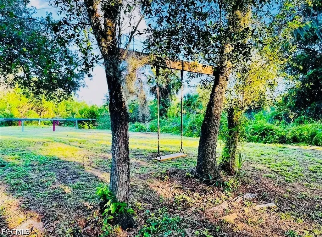 455 Trader Road Fort Denaud FL 33935