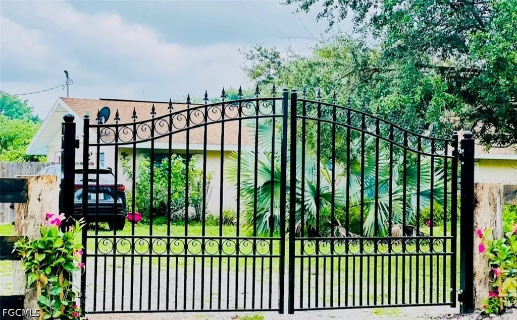 455 Trader Road Fort Denaud FL 33935