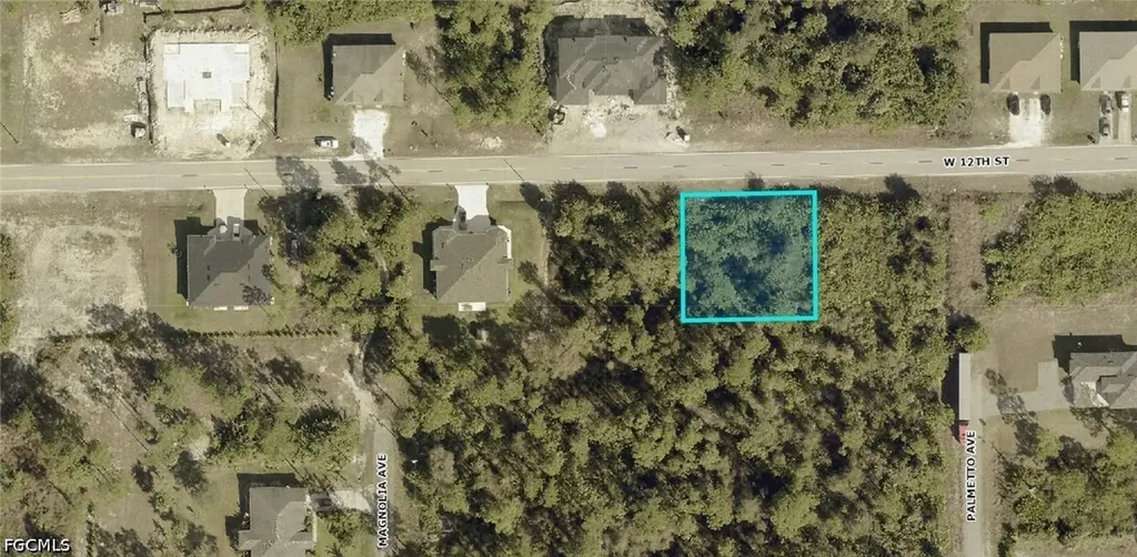 905/907 W 12th Street Lehigh Acres FL 33972