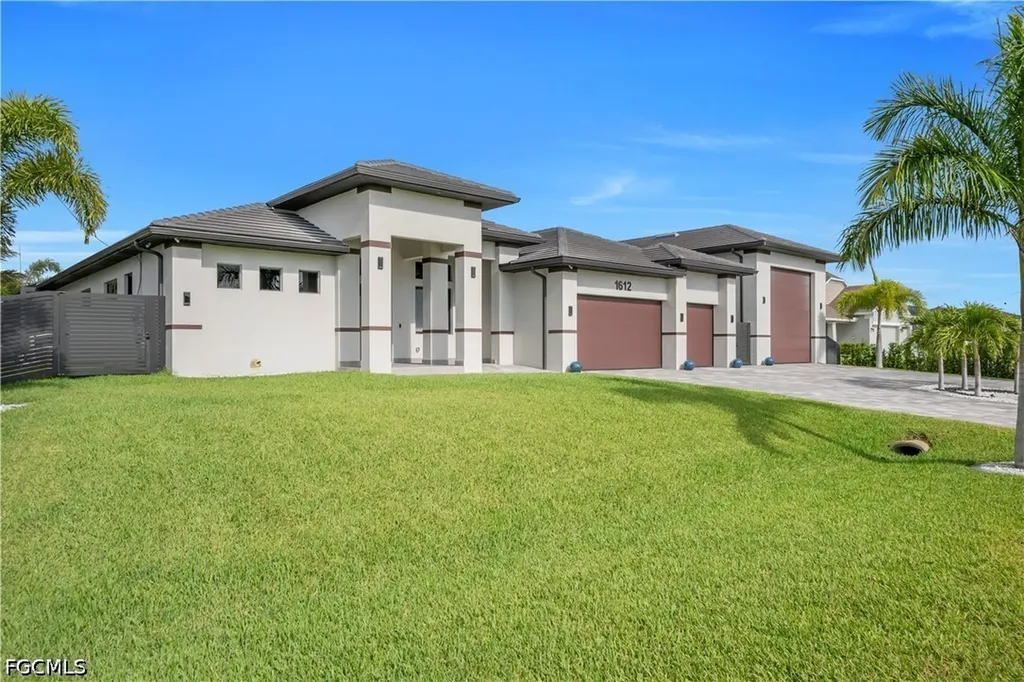 1612 NW 37th Avenue Cape Coral FL 33993