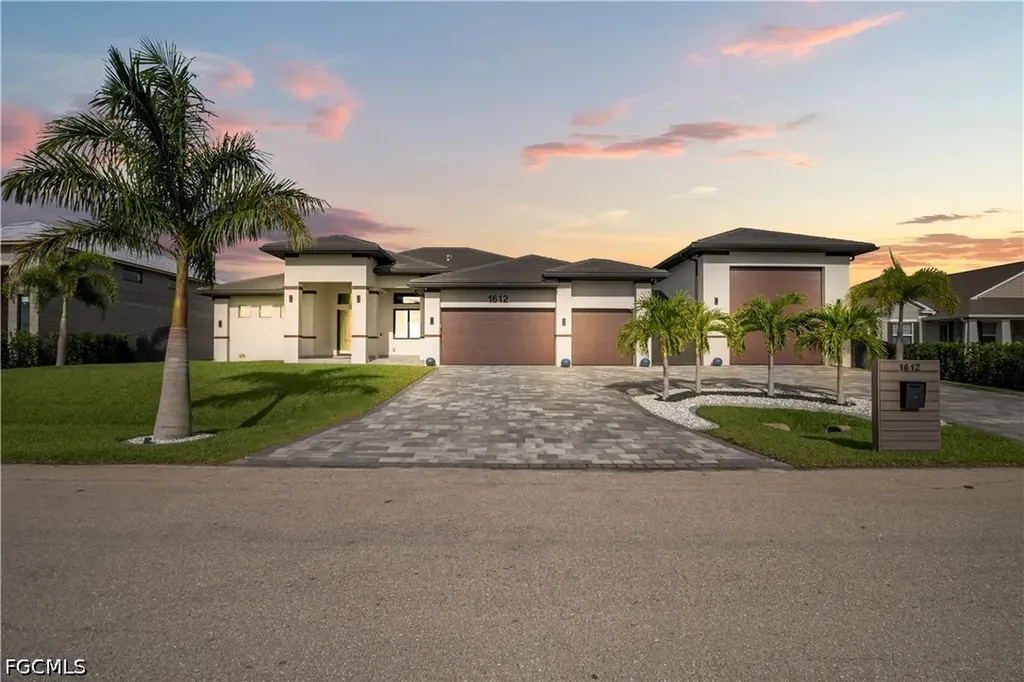 1612 NW 37th Avenue Cape Coral FL 33993