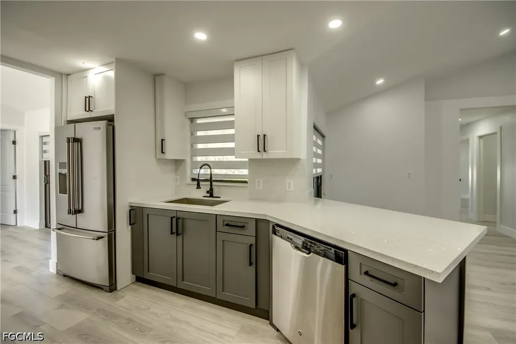 412 NE 17th Place Cape Coral FL 33909