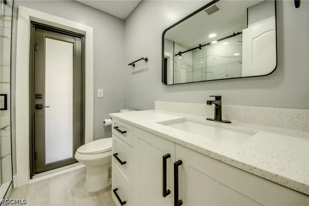 412 NE 17th Place Cape Coral FL 33909