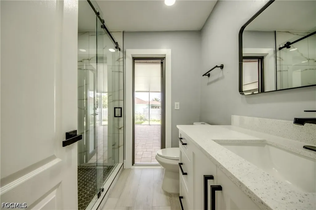 412 NE 17th Place Cape Coral FL 33909