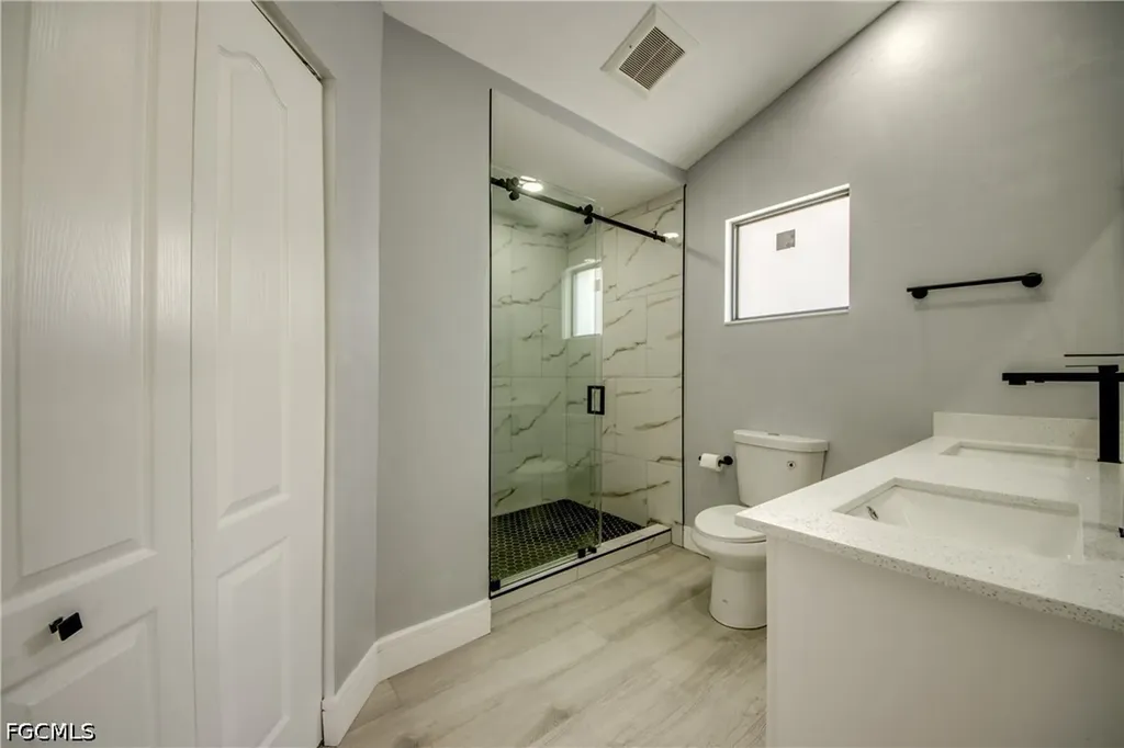 412 NE 17th Place Cape Coral FL 33909