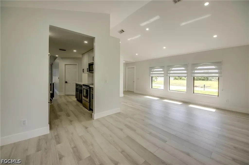 412 NE 17th Place Cape Coral FL 33909