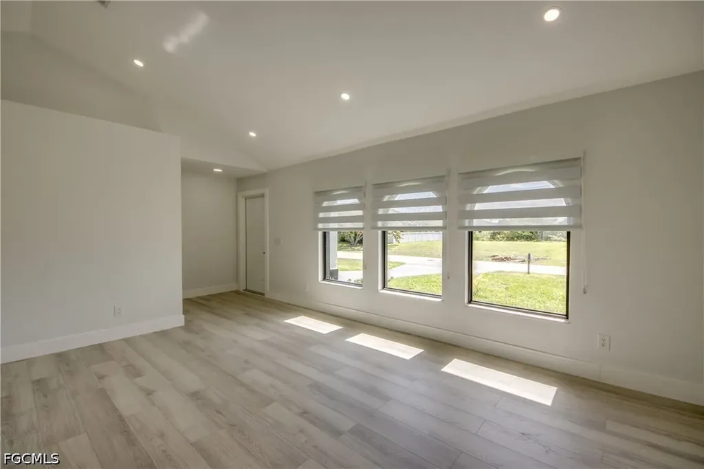 412 NE 17th Place Cape Coral FL 33909