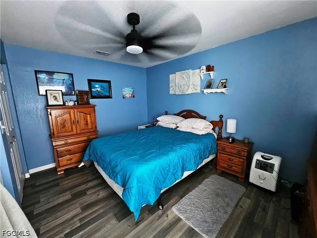 1131 SE 34th Street Cape Coral FL 33904