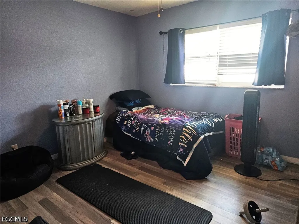 1131 SE 34th Street Cape Coral FL 33904