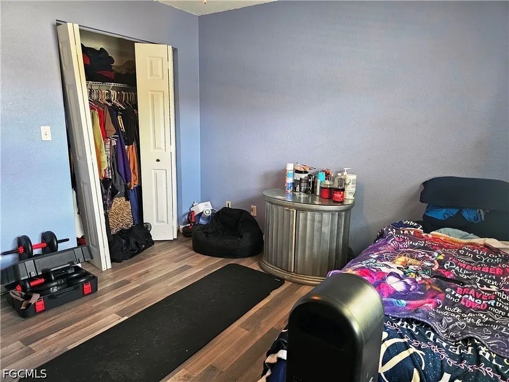 1131 SE 34th Street Cape Coral FL 33904