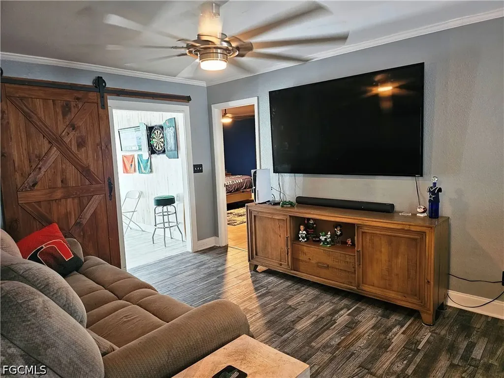 1131 SE 34th Street Cape Coral FL 33904