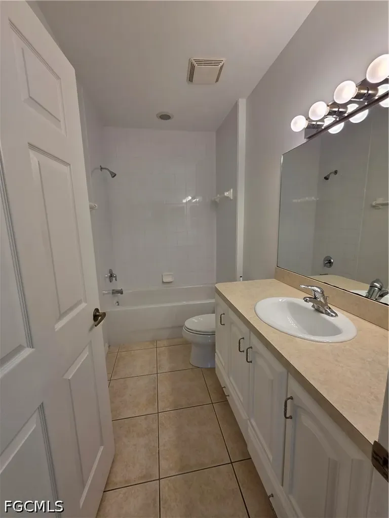 2261 Somerset Ridge Drive Lehigh Acres FL 33973