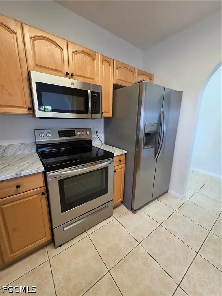 2261 Somerset Ridge Drive Lehigh Acres FL 33973