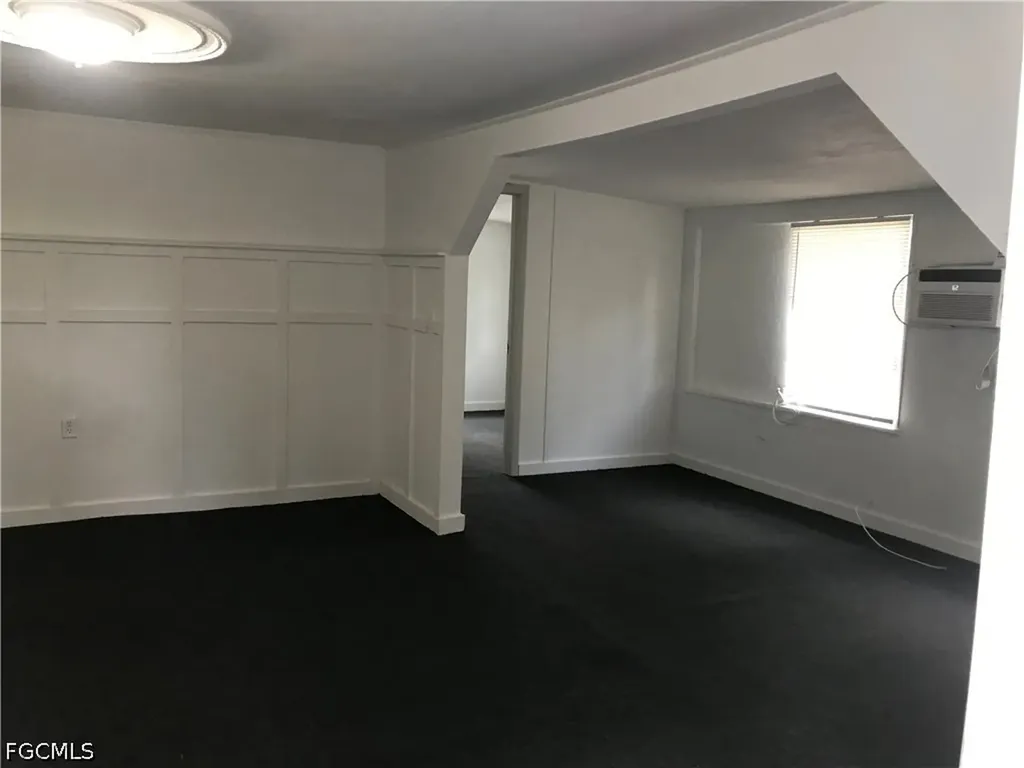 1748 Woodward Avenue North Fort Myers FL 33903