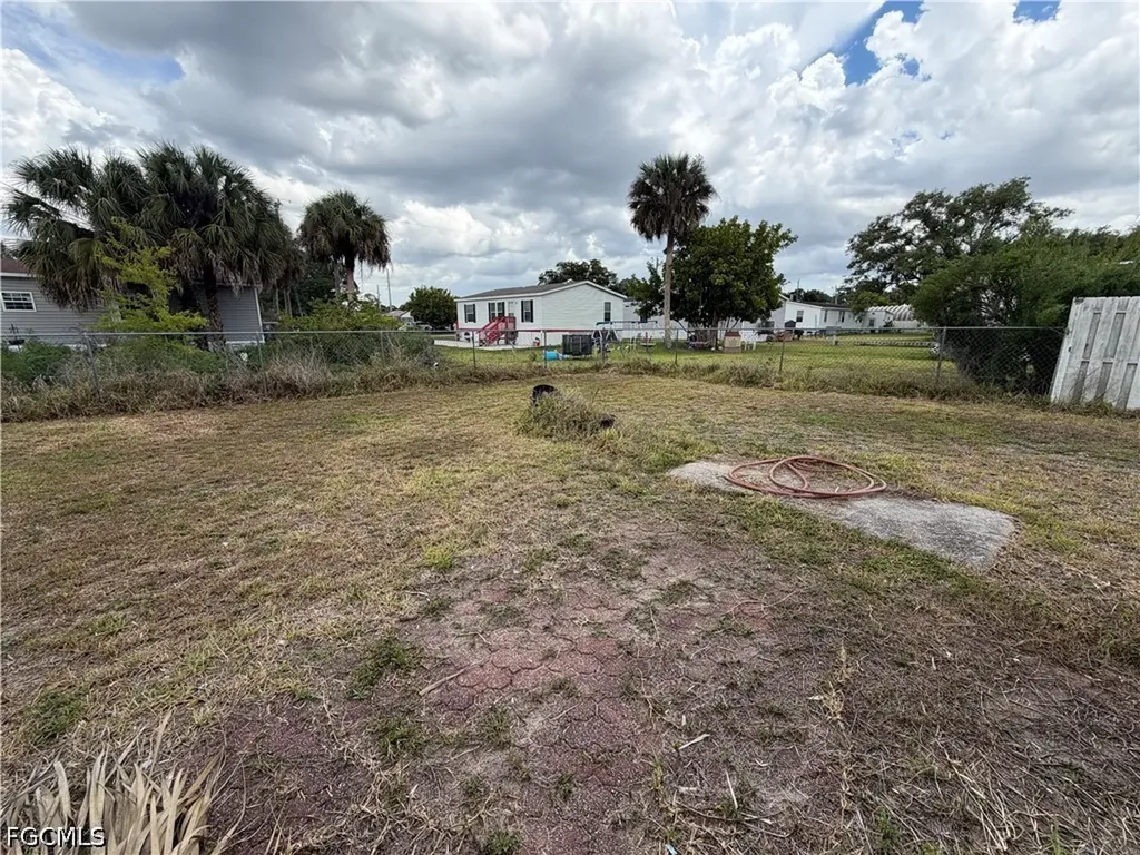 7633 Grady Drive North Fort Myers FL 33917