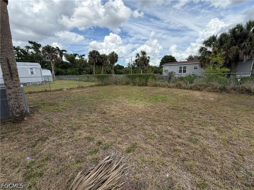 7633 Grady Drive North Fort Myers FL 33917