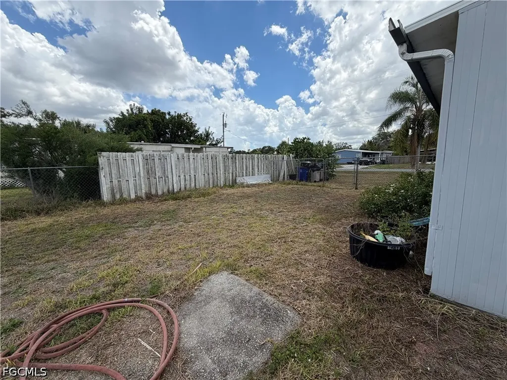 7633 Grady Drive North Fort Myers FL 33917