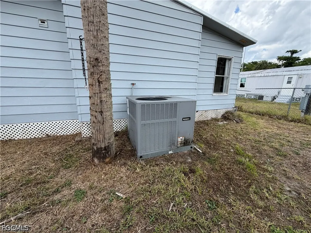 7633 Grady Drive North Fort Myers FL 33917