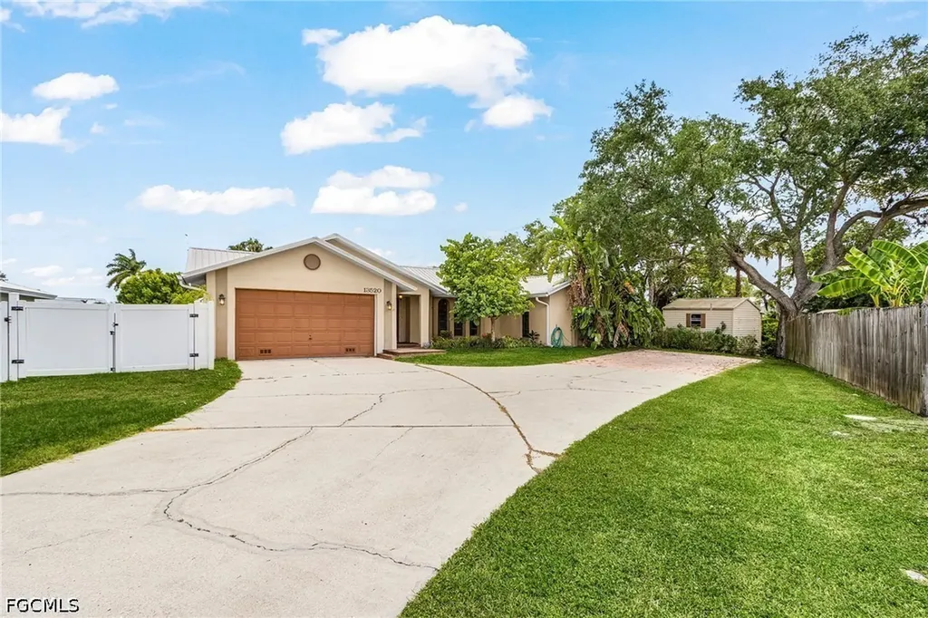 13520 Island Road Fort Myers FL 33905