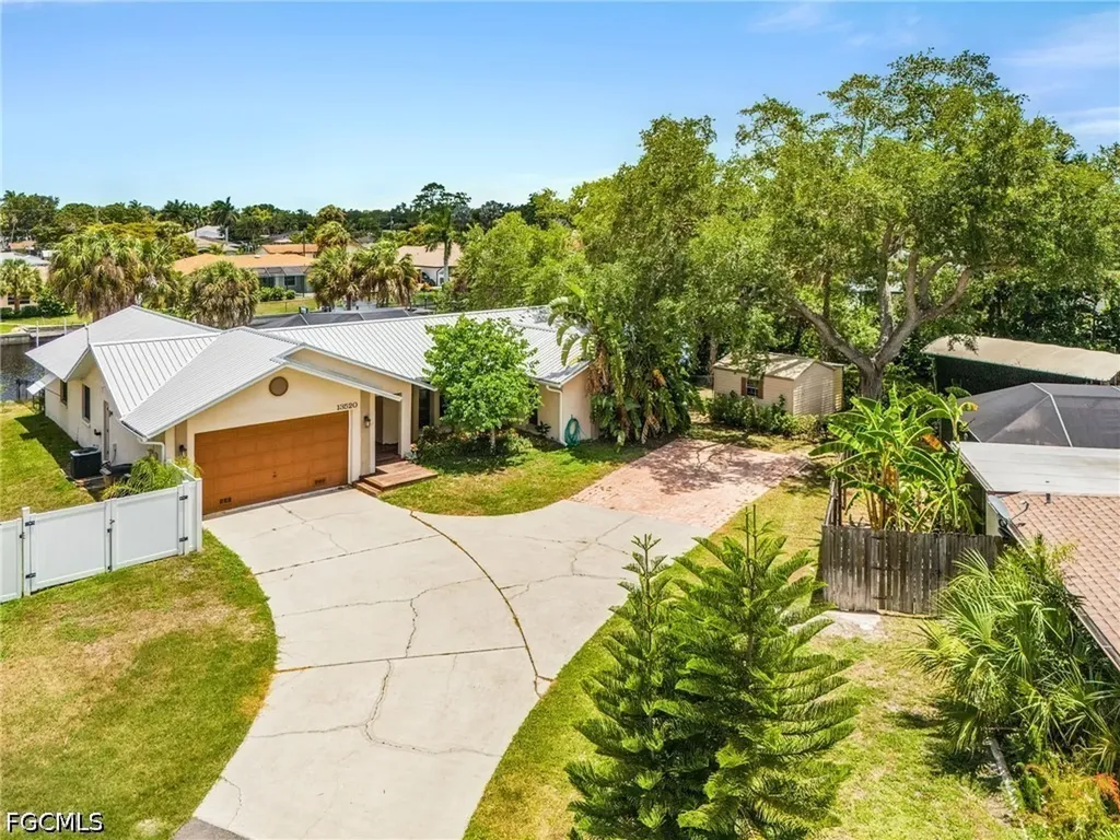 13520 Island Road Fort Myers FL 33905