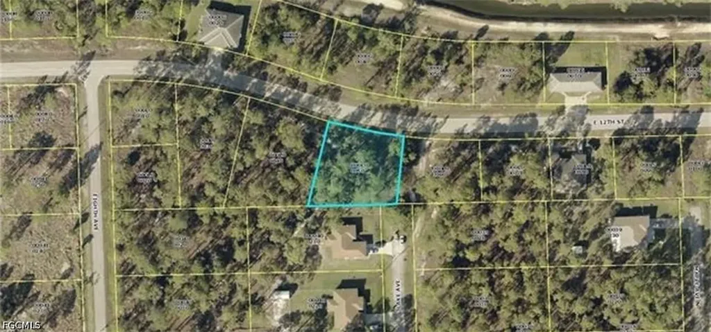 812 E 12th Street Lehigh Acres FL 33972